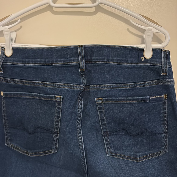7 For All Man Kind Jeans. Straight leg, Dark Wash, Size 32 - Picture 4 of 4